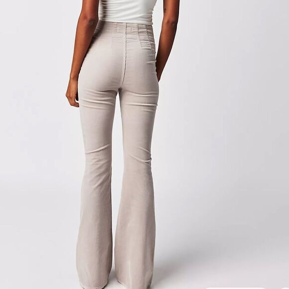 FREE PEOPLE - Jayde Seamed Corduroy Flare Pants - Picture 4 of 12
